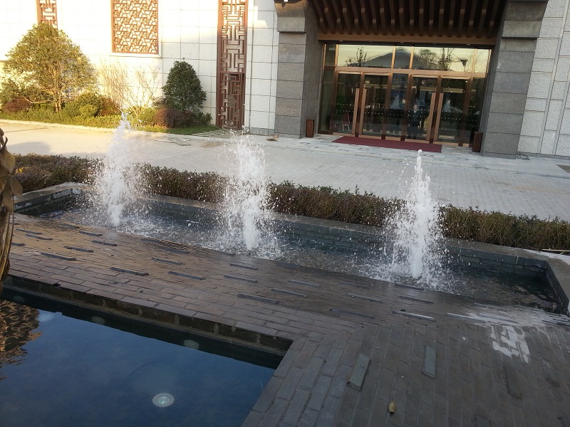香格里拉喷泉1.jpg